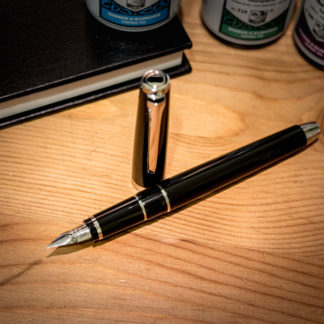 Pilot Metal Falcon Fountain Pen – Black