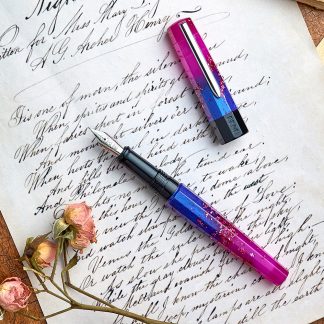 Benu Euphoria Fountain Pen – Love Story
